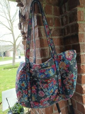 Vintage Vera Bradley Quilted Floral Shoulder Tote in Gray and Pink